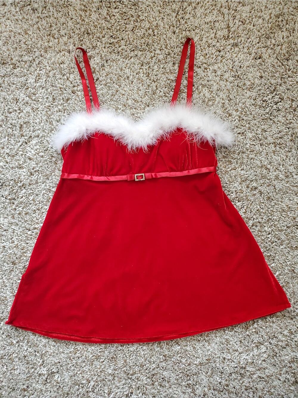 Enchanting Sweetheart Neck Sleeveless Fur Trim Christmas Dress Red Size M